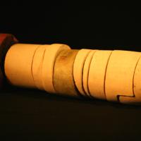 Kashmere, terre cuite et bois