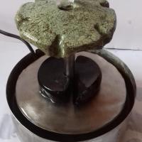 Fontaine, Onyx noir, Serpentinite et inox