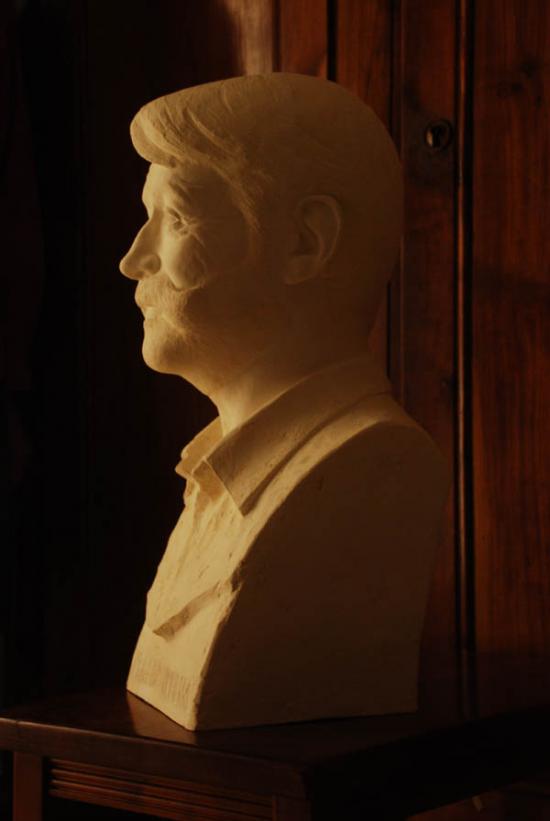 M Bassompierre, plâtre