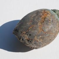 KarmaPhala, pierre de la Butte et bronze