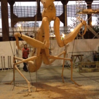Mante Religieuse, marionnette à fil, h:4m, La Machine, Nantes