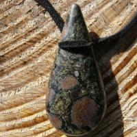 Eclogites (grenats) -Réf Eclo01