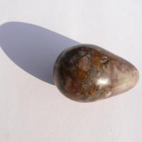 Yoni, quartz améthysté des Pyrénées